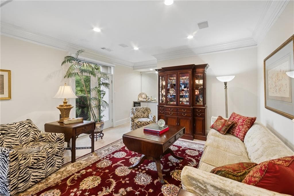 5 bedroom, 6 bathroom, 5,886 sq ft condominium for sale at 2960 Pharr Court South N6 & N8, Atlanta, GA 30305 — photo 10