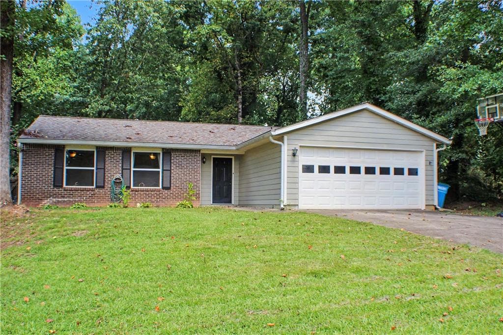 3 bedroom, 2 bathroom, 1,461 sq ft single family residence for rent at 4189 Hopkins Lake Drive, Duluth, GA 30096 for $2,050 a month — photo 1 of 32