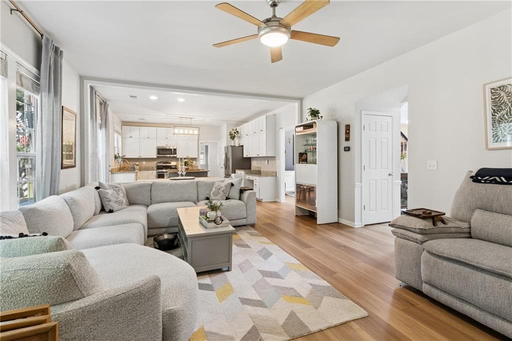 4 bedroom, 3 bathroom, 2,637 sq ft single family residence for sale at 507 Elkhorn Place, Woodstock, GA 30189 — photo 9