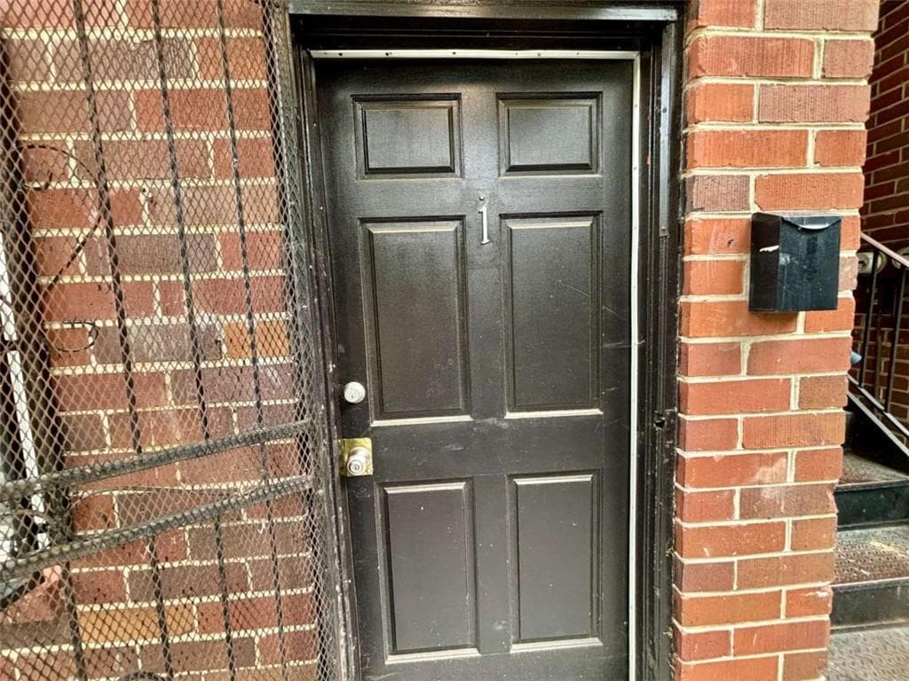 2 bedroom, 1 bathroom, 650 sq ft apartment for rent at 1048 Washington Street 1, Atlanta, GA 30315 for $1,200 a month — photo 2