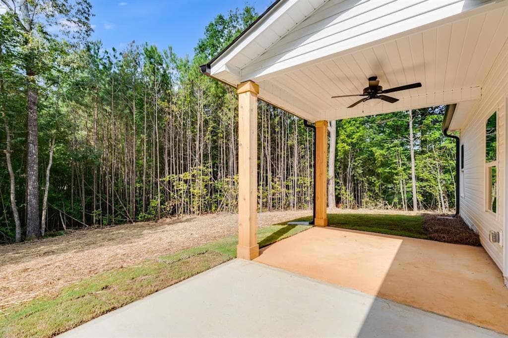4 bedroom, 2 bathroom, 1,733 sq ft single family residence under contract at 1201 Drummond Road, Cedartown, GA 30125 — photo 7