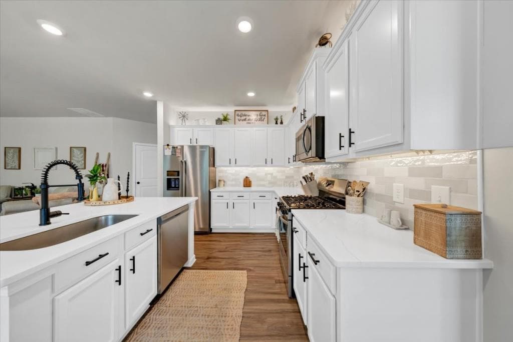 4 bedroom, 3 bathroom, 2,486 sq ft single family residence for sale at 622 Edgemore Road, Canton, GA 30114 — photo 7