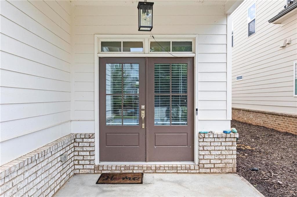 4 bedroom, 4 bathroom, 2,887 sq ft single family residence for sale at 313 Senna Street, Marietta, GA 30064 — photo 2