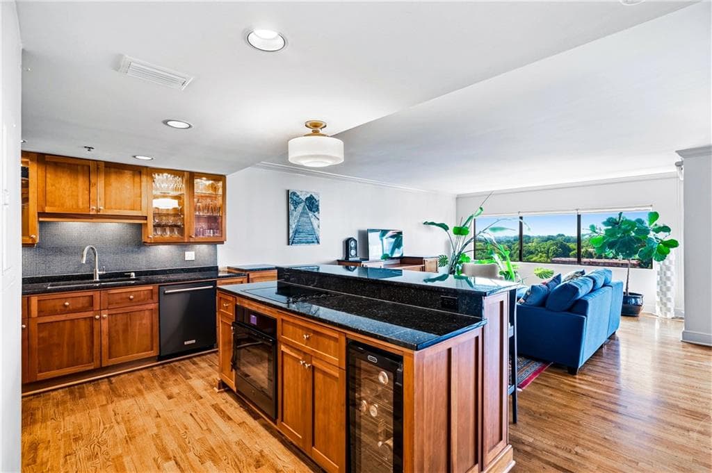 2 bedroom, 2 bathroom, 1,411 sq ft condominium for sale at 1130 Piedmont Avenue 1503, Atlanta, GA 30309 — photo 10