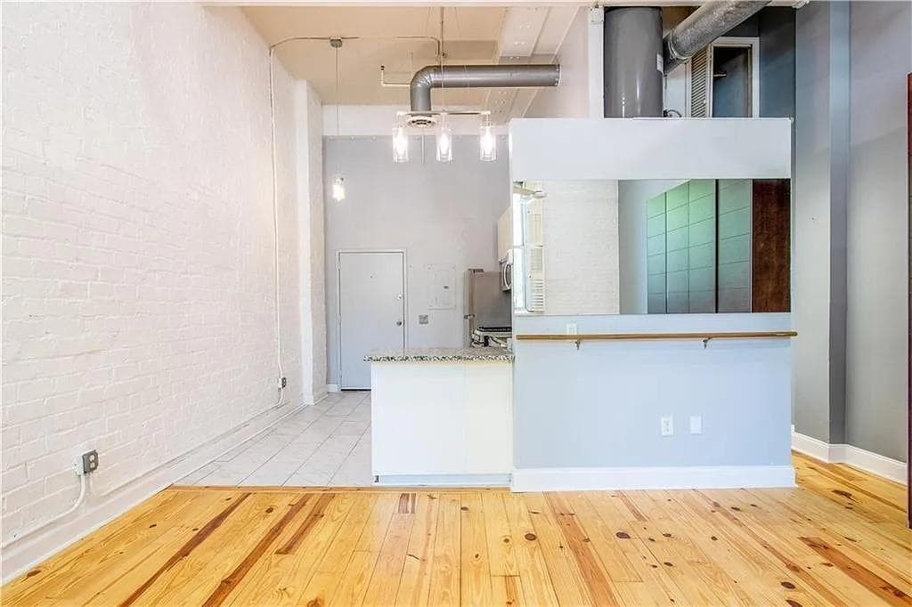 1 bedroom, 1 bathroom, 640 sq ft condominium for sale at 210 Walker Street 1, Atlanta, GA 30313 — photo 10