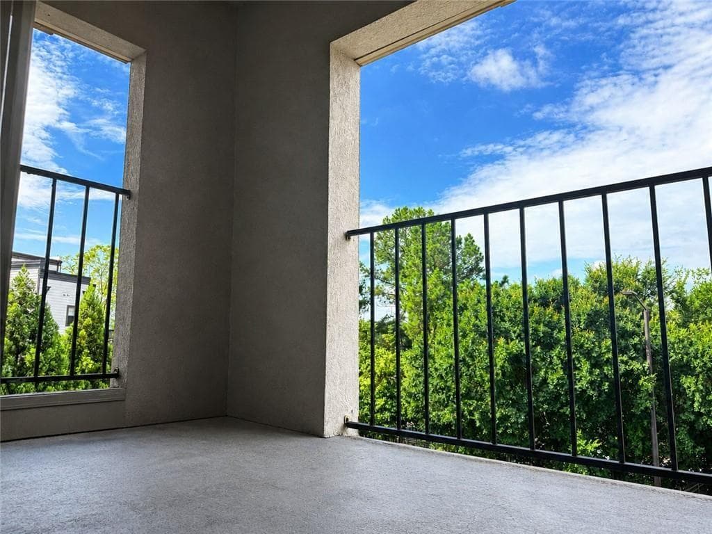 1 bedroom, 1 bathroom, 650 sq ft condominium for sale at 2657 Lenox Road Bldg G #90, Atlanta, GA 30324 — photo 6