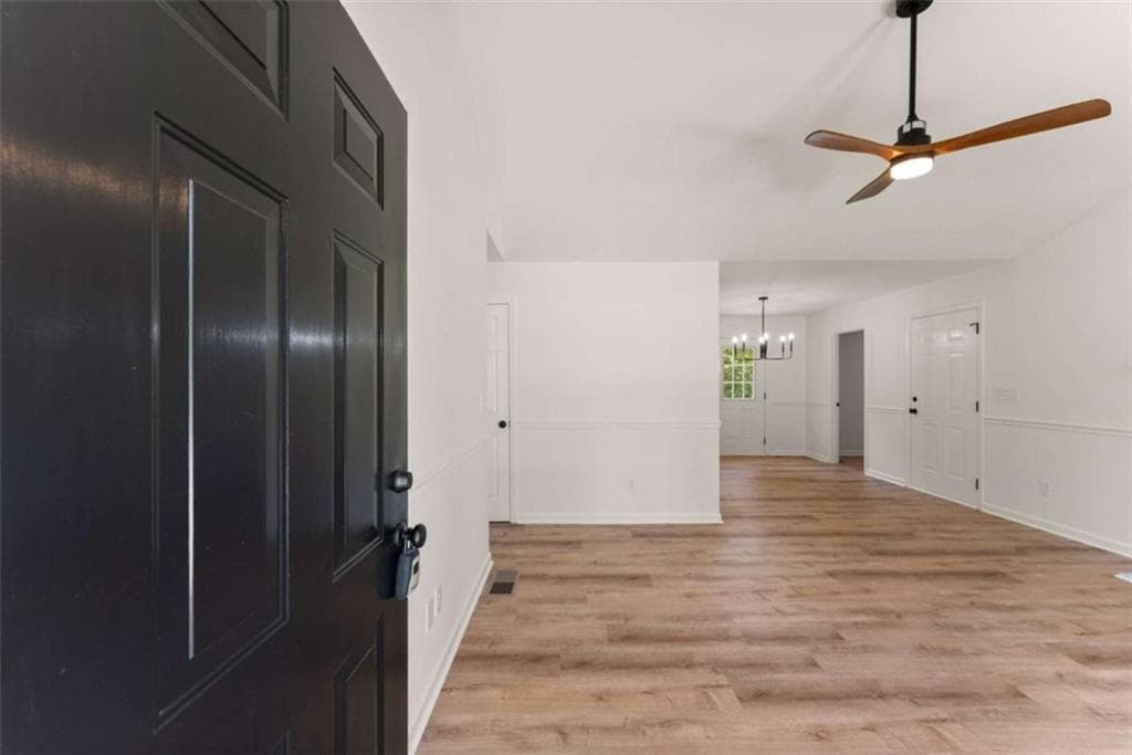 3 bedroom, 2 bathroom, 1,230 sq ft single family residence under contract at 683 Ash Wood Lane, Cleveland, GA 30528 — photo 2