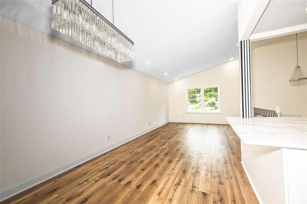 4 bedroom, 2 bathroom, 1,506 sq ft single family residence under contract at 10175 Old Woodland Entry, Johns Creek, GA 30022 — photo 7