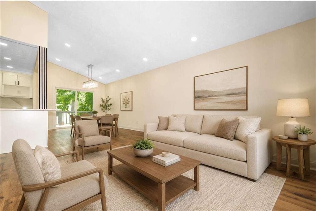 4 bedroom, 2 bathroom, 1,506 sq ft single family residence under contract at 10175 Old Woodland Entry, Johns Creek, GA 30022 — photo 8