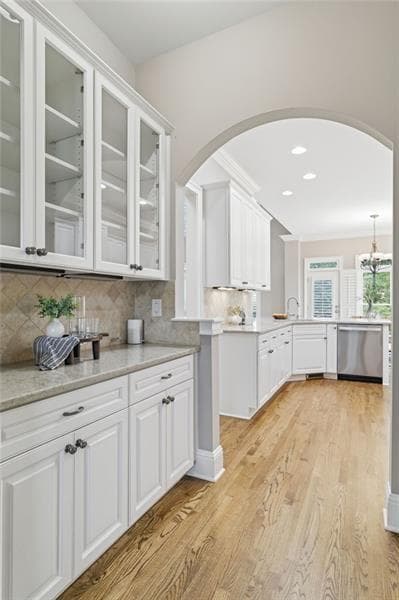 6 bedroom, 7 bathroom, 5,542 sq ft single family residence for sale at 14695 Timber Point, Milton, GA 30004 — photo 7