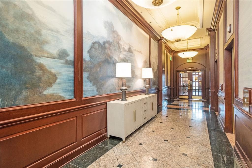 1 bedroom, 1 bathroom, 693 sq ft condominium for sale at 195 14th Street 904, Atlanta, GA 30309 — photo 4