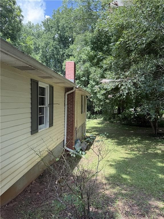 3 bedroom, 1 bathroom, 1,200 sq ft single family residence under contract at 2497 Brick Mill Road, Canton, GA 30115 — photo 3