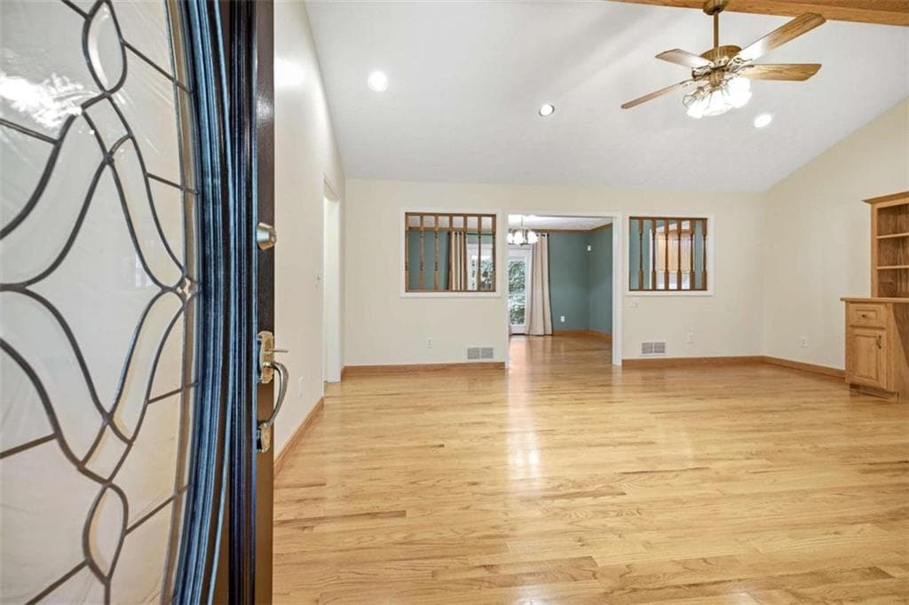3 bedroom, 3 bathroom, 2,051 sq ft single family residence for sale at 2600 Level Grove Road, Cornelia, GA 30531 — photo 6