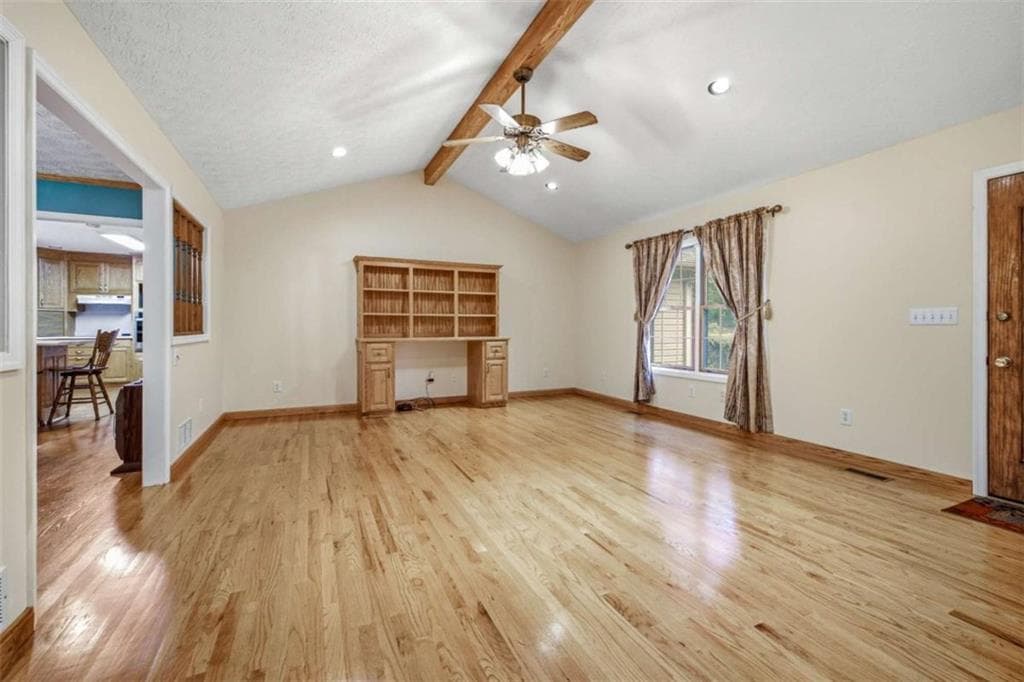 3 bedroom, 3 bathroom, 2,051 sq ft single family residence for sale at 2600 Level Grove Road, Cornelia, GA 30531 — photo 9