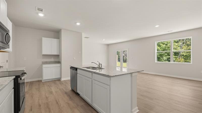4 bedroom, 3 bathroom, 2,174 sq ft single family residence for sale at 203 Rolling Meadow Trace, Jasper, GA 30143 — photo 3