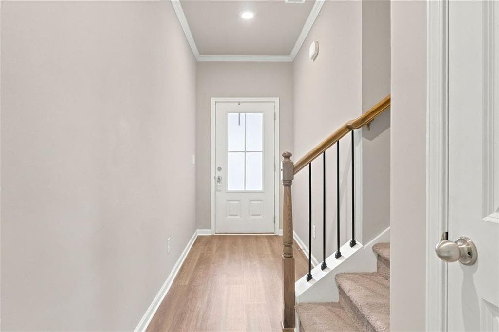 4 bedroom, 3 bathroom, 2,020 sq ft townhouse for sale at 5052 Silver Fox Road, Oakwood, GA 30566 — photo 9