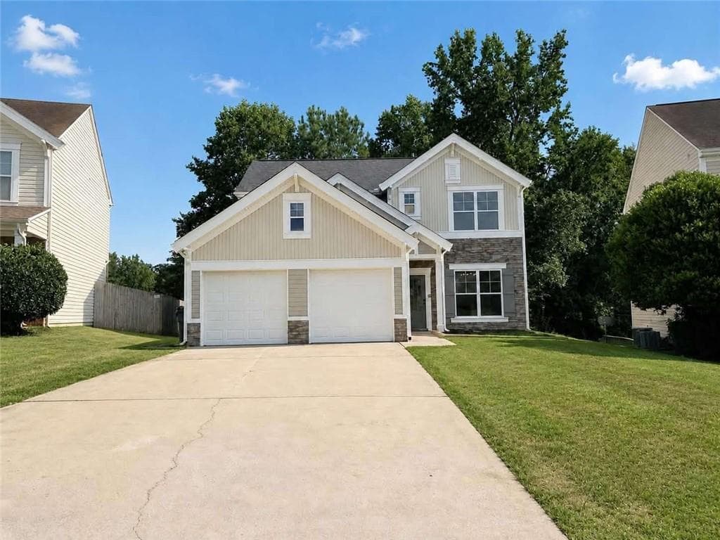3 bedroom, 3 bathroom, 1,863 sq ft single family residence under contract at 1705 Chinaberry Court, Stockbridge, GA 30281 — photo 2