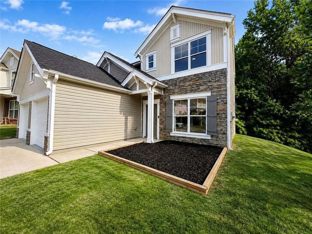 3 bedroom, 3 bathroom, 1,863 sq ft single family residence under contract at 1705 Chinaberry Court, Stockbridge, GA 30281 — photo 4