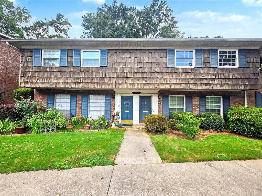 3 bedroom, 3 bathroom, 1,368 sq ft condominium for sale at 3543 Old Chamblee Tucker Road E, Atlanta, GA 30340