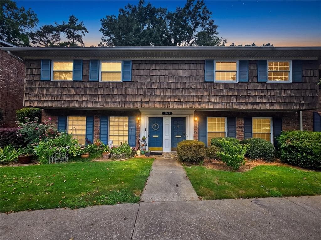3 bedroom, 3 bathroom, 1,368 sq ft condominium for sale at 3543 Old Chamblee Tucker Road E, Atlanta, GA 30340 — photo 2