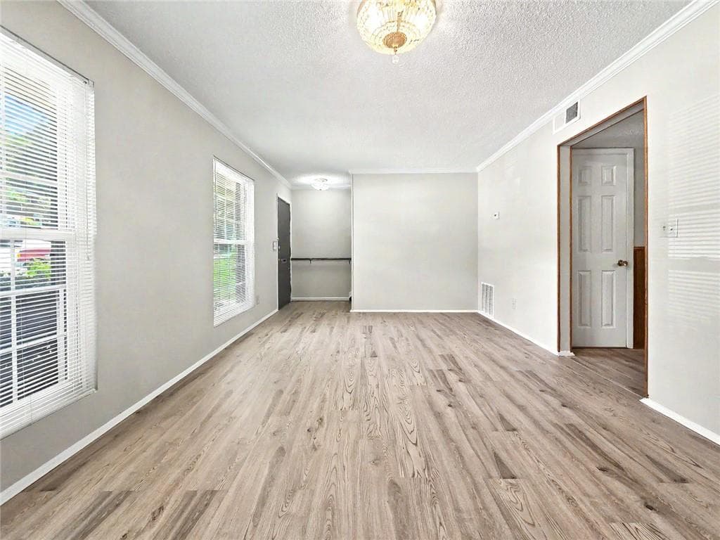 3 bedroom, 3 bathroom, 1,368 sq ft condominium for sale at 3543 Old Chamblee Tucker Road E, Atlanta, GA 30340 — photo 9