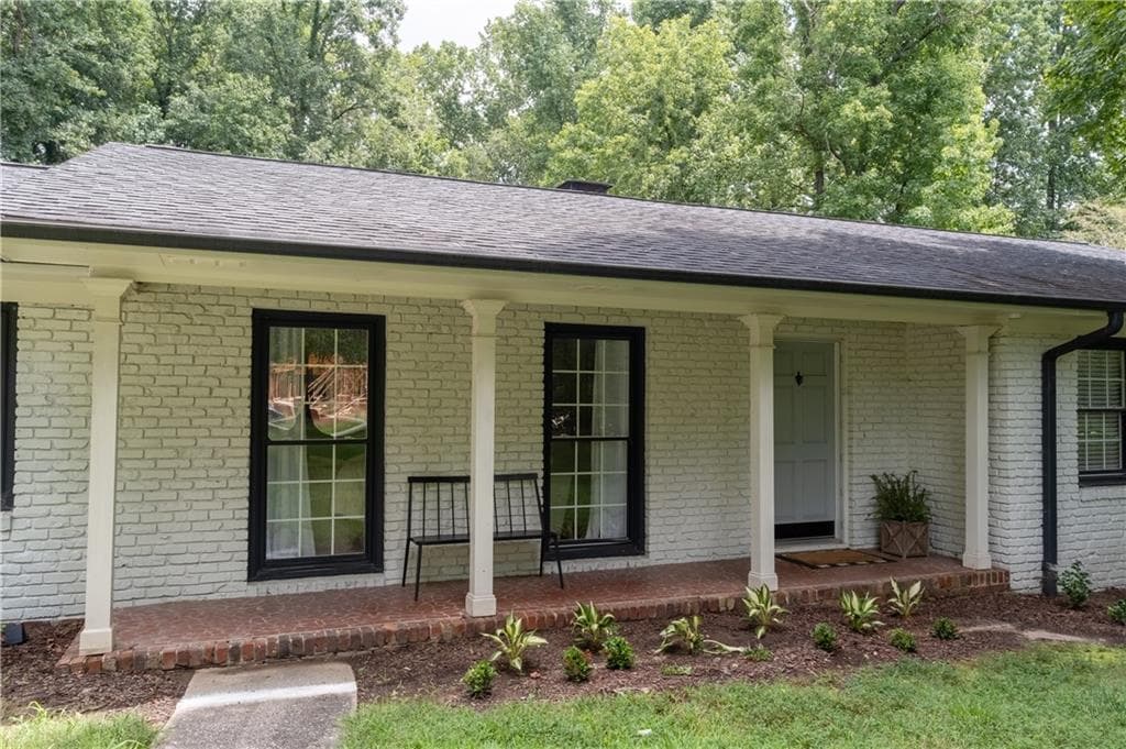 3 bedroom, 2 bathroom, 1,716 sq ft single family residence for rent at 285 DANIA Drive, Alpharetta, GA 30009 for $3,000 a month — photo 4