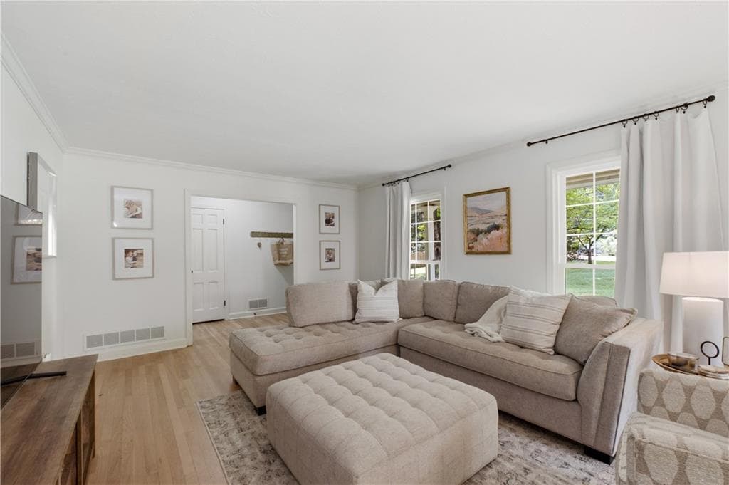 3 bedroom, 2 bathroom, 1,716 sq ft single family residence for rent at 285 DANIA Drive, Alpharetta, GA 30009 for $3,000 a month — photo 7