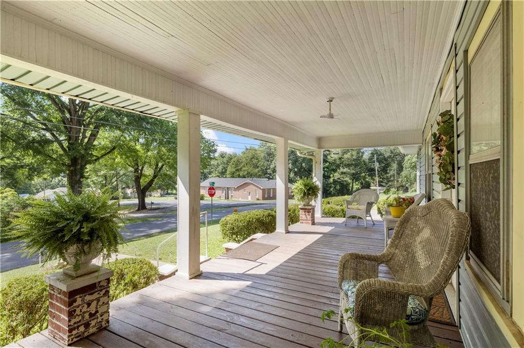 3 bedroom, 2 bathroom single family residence for sale at 310 Georgia Avenue, Summerville, GA 30747 — photo 3