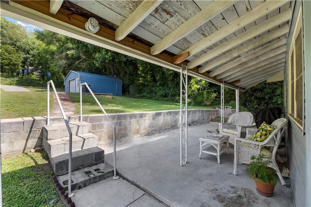 3 bedroom, 2 bathroom single family residence for sale at 310 Georgia Avenue, Summerville, GA 30747 — photo 5