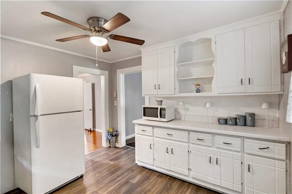 3 bedroom, 2 bathroom single family residence for sale at 310 Georgia Avenue, Summerville, GA 30747 — photo 9