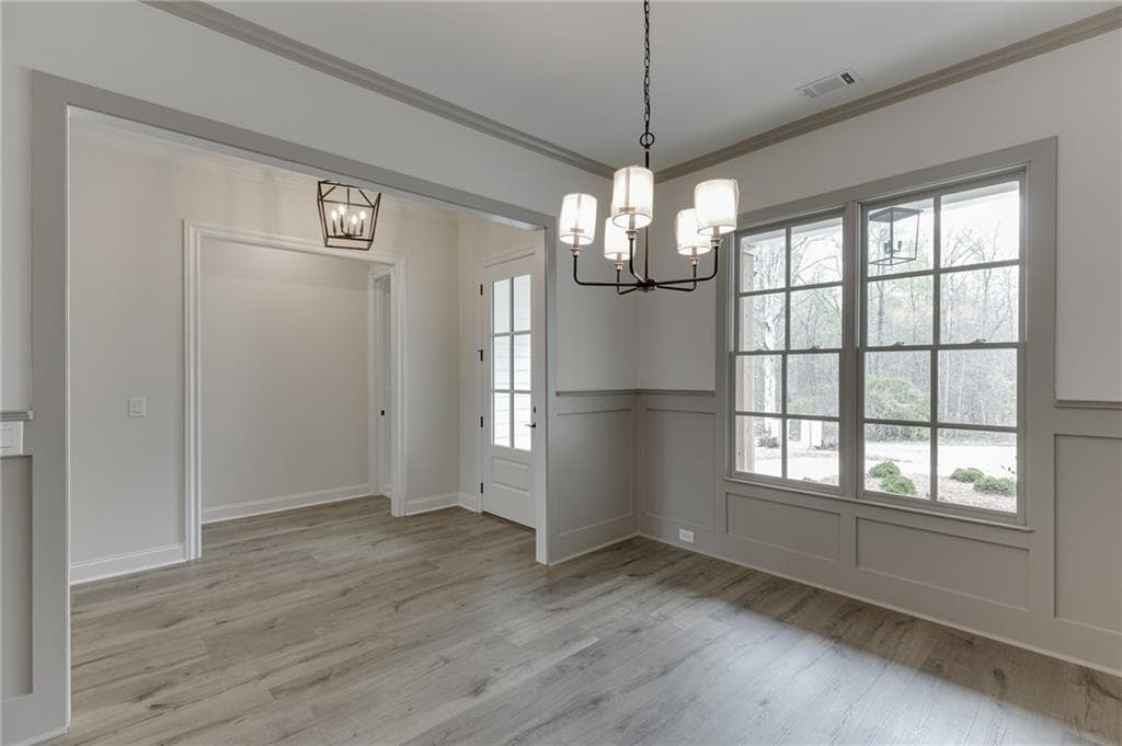 4 bedroom, 4 bathroom, 3,272 sq ft single family residence for sale at 8145 Heardsville Court, Cumming, GA 30028 — photo 6
