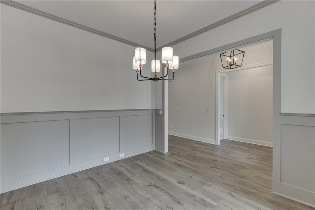 4 bedroom, 4 bathroom, 3,272 sq ft single family residence for sale at 8145 Heardsville Court, Cumming, GA 30028 — photo 7