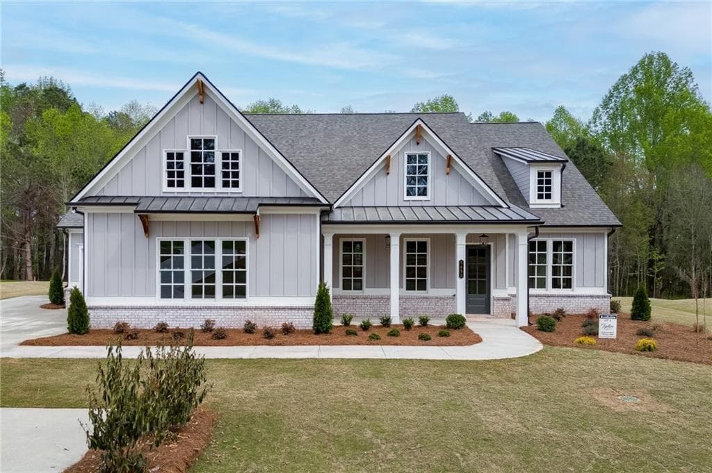 4 bedroom, 4 bathroom, 3,440 sq ft single family residence for sale at 5450 Settingdown Road, Cumming, GA 30041