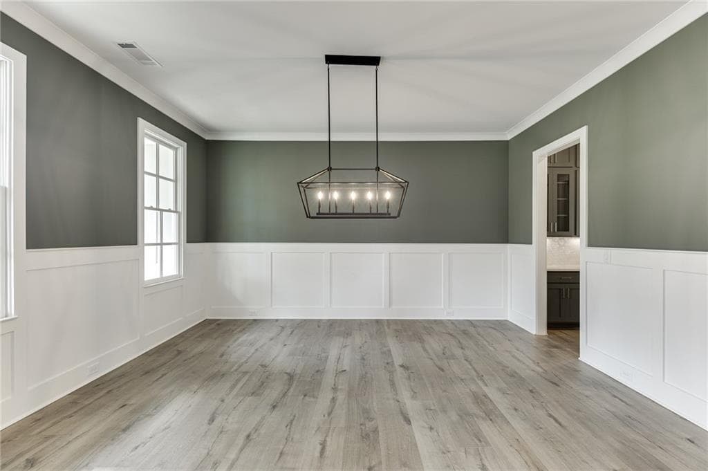 4 bedroom, 4 bathroom, 3,440 sq ft single family residence for sale at 5450 Settingdown Road, Cumming, GA 30041 — photo 8