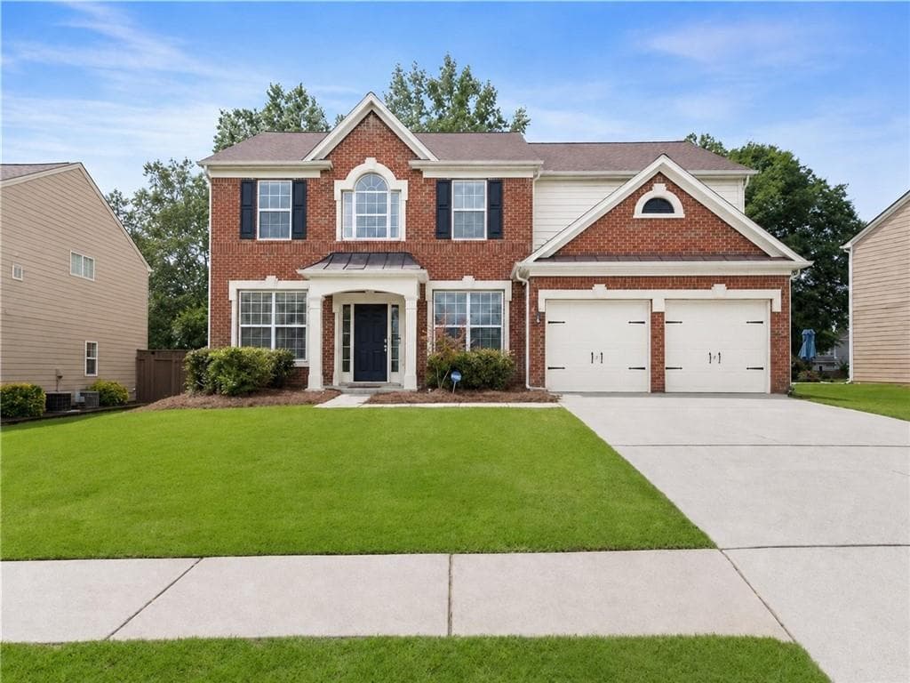 4 bedroom, 3 bathroom, 2,401 sq ft single family residence under contract at 8210 Shakerag Trace, Suwanee, GA 30024