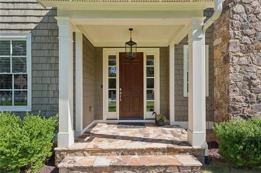 5 bedroom, 6 bathroom, 4,830 sq ft single family residence for sale at 845 Wilson Road, Atlanta, GA 30318 — photo 3