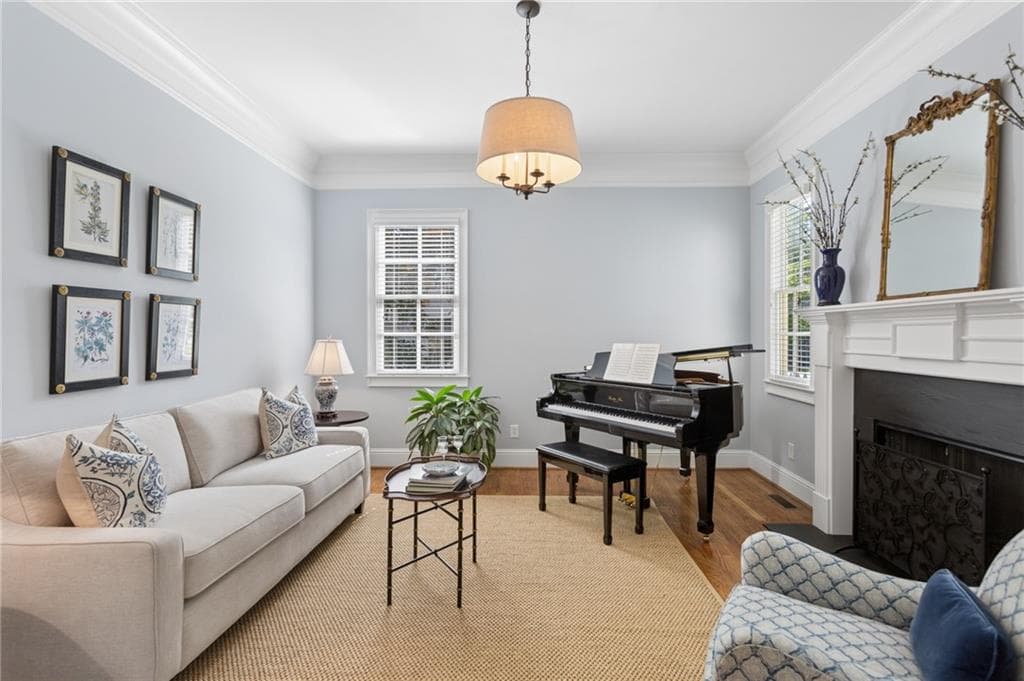 5 bedroom, 6 bathroom, 4,830 sq ft single family residence for sale at 845 Wilson Road, Atlanta, GA 30318 — photo 6