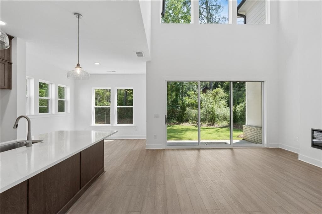 4 bedroom, 5 bathroom, 3,012 sq ft single family residence for sale at 4515 Beechnut Circle, Cumming, GA 30028 — photo 6