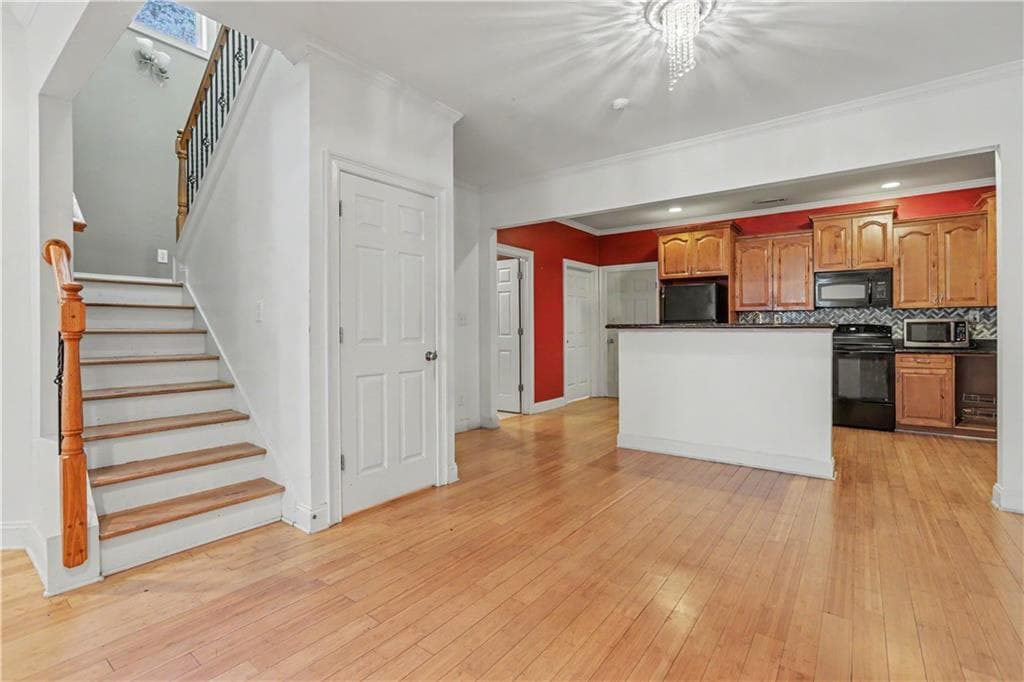 3 bedroom, 3 bathroom, 2,234 sq ft single family residence for sale at 207 Ollie Street, Atlanta, GA 30314 — photo 3
