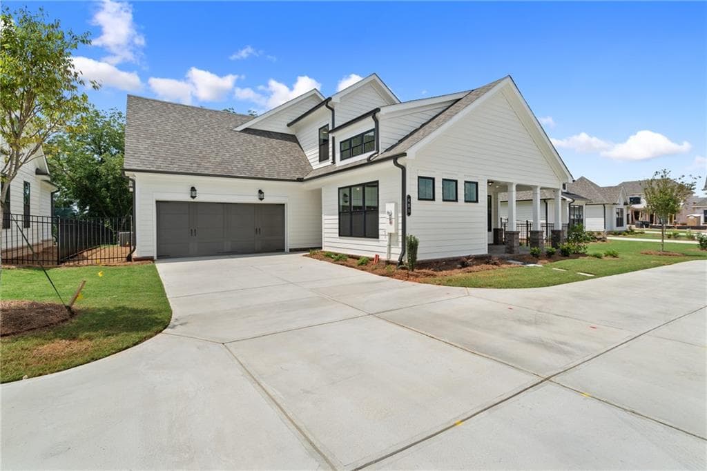 3 bedroom, 3 bathroom, 2,500 sq ft single family residence for sale at 585 Gavitt Drive, Cumming, GA 30040