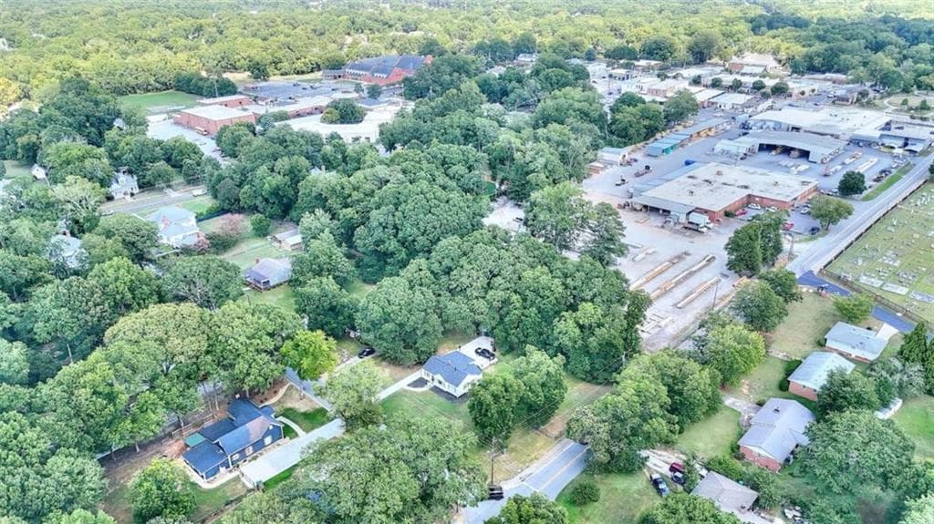 3 bedroom, 1 bathroom, 1,326 sq ft single family residence for sale at 186 S Forest Avenue, Social Circle, GA 30025 — photo 5