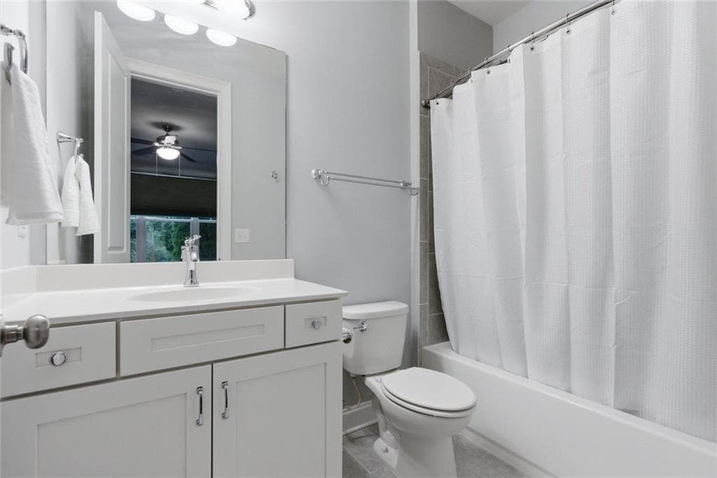 3 bedroom, 4 bathroom, 2,025 sq ft townhouse for sale at 10196 Windalier Way, Roswell, GA 30076 — photo 10