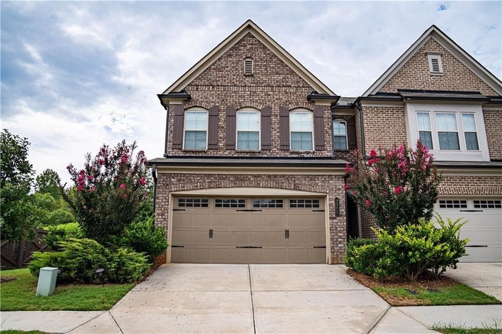 3 bedroom, 3 bathroom, 1,811 sq ft townhouse for rent at 2055 Wheylon Drive, Lawrenceville, GA 30044 for $2,000 a month — photo 1 of 15