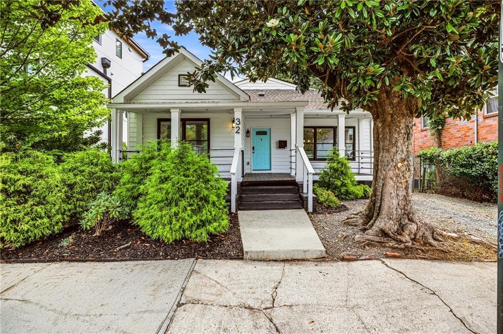 3 bedroom, 3 bathroom, 1,494 sq ft single family residence for rent at 32 Howell Street, Atlanta, GA 30312 for $3,700 a month — photo 1 of 43