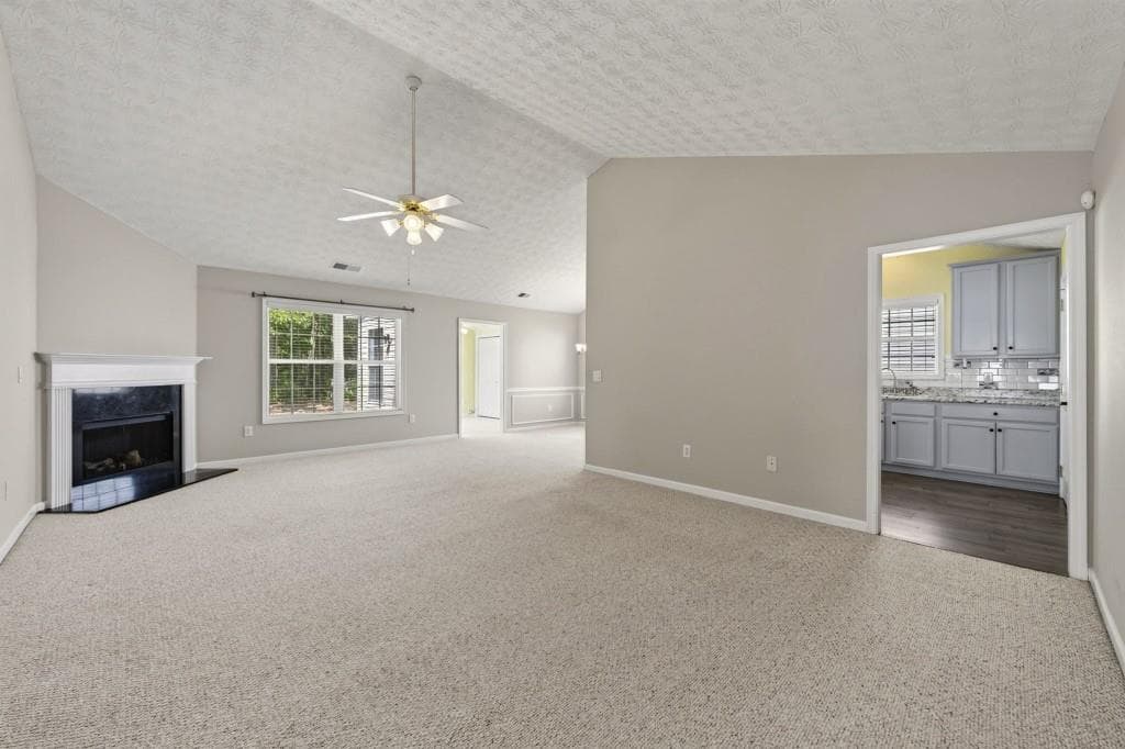 3 bedroom, 2 bathroom, 1,685 sq ft single family residence for sale at 912 Village View Circle, Loganville, GA 30052 — photo 8