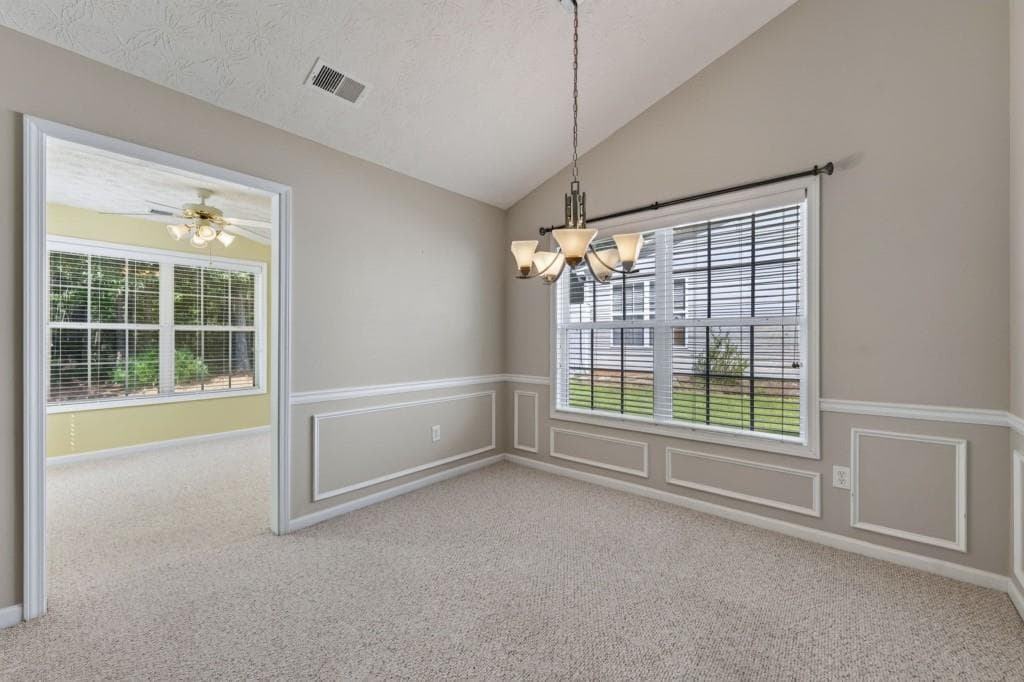 3 bedroom, 2 bathroom, 1,685 sq ft single family residence for sale at 912 Village View Circle, Loganville, GA 30052 — photo 10
