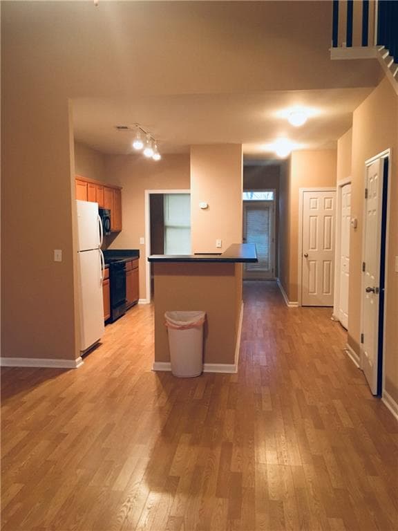3 bedroom, 3 bathroom, 1,960 sq ft single family residence for rent at 20 Georgian Circle, Adairsville, GA 30103 for $1,700 a month — photo 3