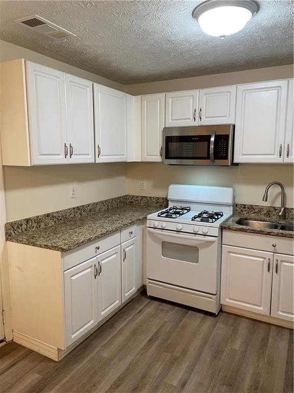 2 bedroom, 2 bathroom, 1,118 sq ft townhouse for rent at 4267 Grogan Street, Acworth, GA 30101 for $1,550 a month — photo 10
