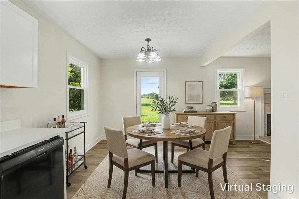 3 bedroom, 2 bathroom, 1,310 sq ft single family residence for sale at 917 Justin Drive, Winder, GA 30680 — photo 3