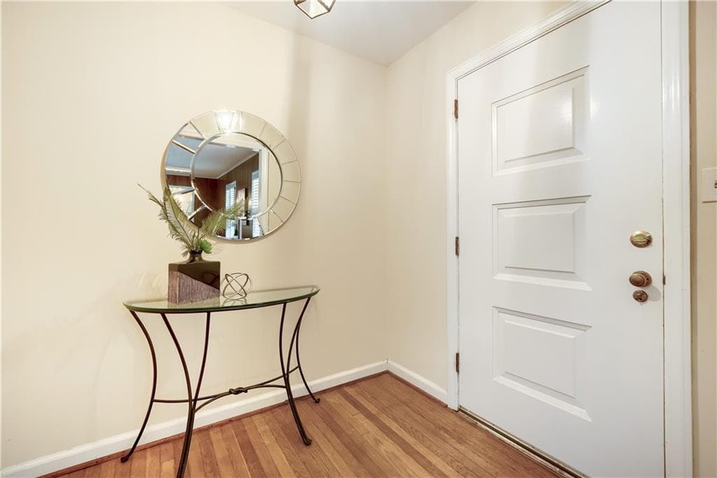 3 bedroom, 2 bathroom, 1,793 sq ft single family residence under contract at 2737 Overlook Drive, Atlanta, GA 30345 — photo 4